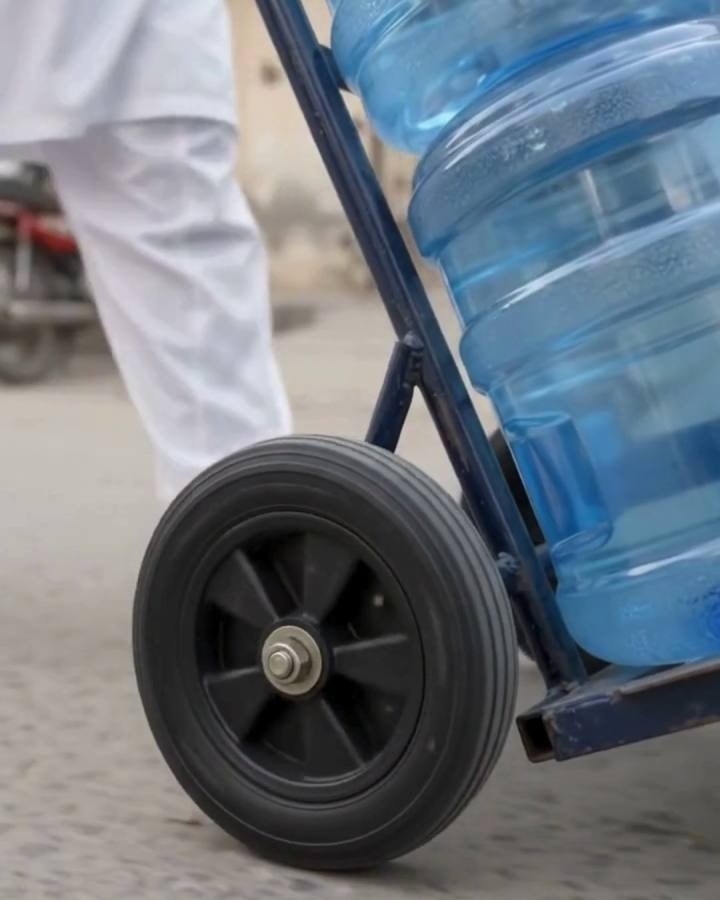 Heavy duty trolley 6 inch commercial wheel on rough ground